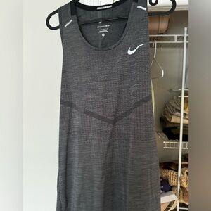 Nike dri fit adv running singlet in large